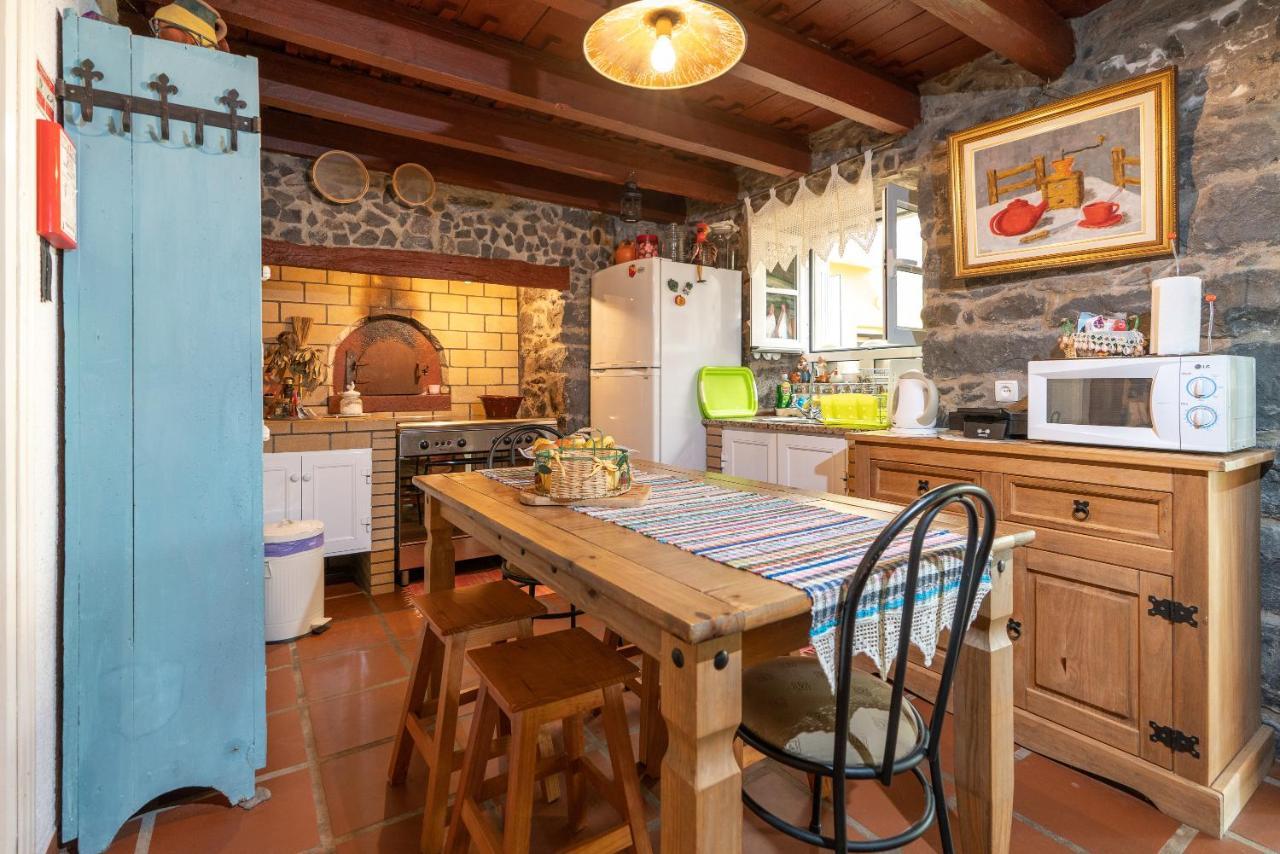 Cyane & Vigo'S Cottage, Caminho Do Massapez, N.º40 Arco da Calheta  Buitenkant foto